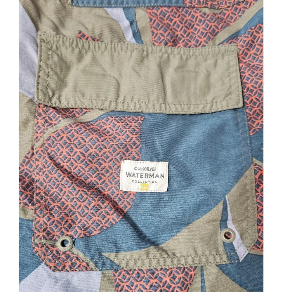 Quiksilver Waterman Collection Mens Board Shorts Sz 40 Olive Green Floral Print